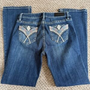 Chic Boot Cut Women's Jeans in Classic Blue